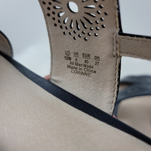 Life Stride Corinne sz 8 Navy blue floral sandal - Picture 2 of 5